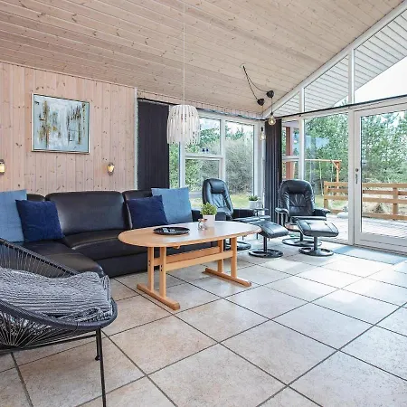 10 Person In Thisted Klitmøller